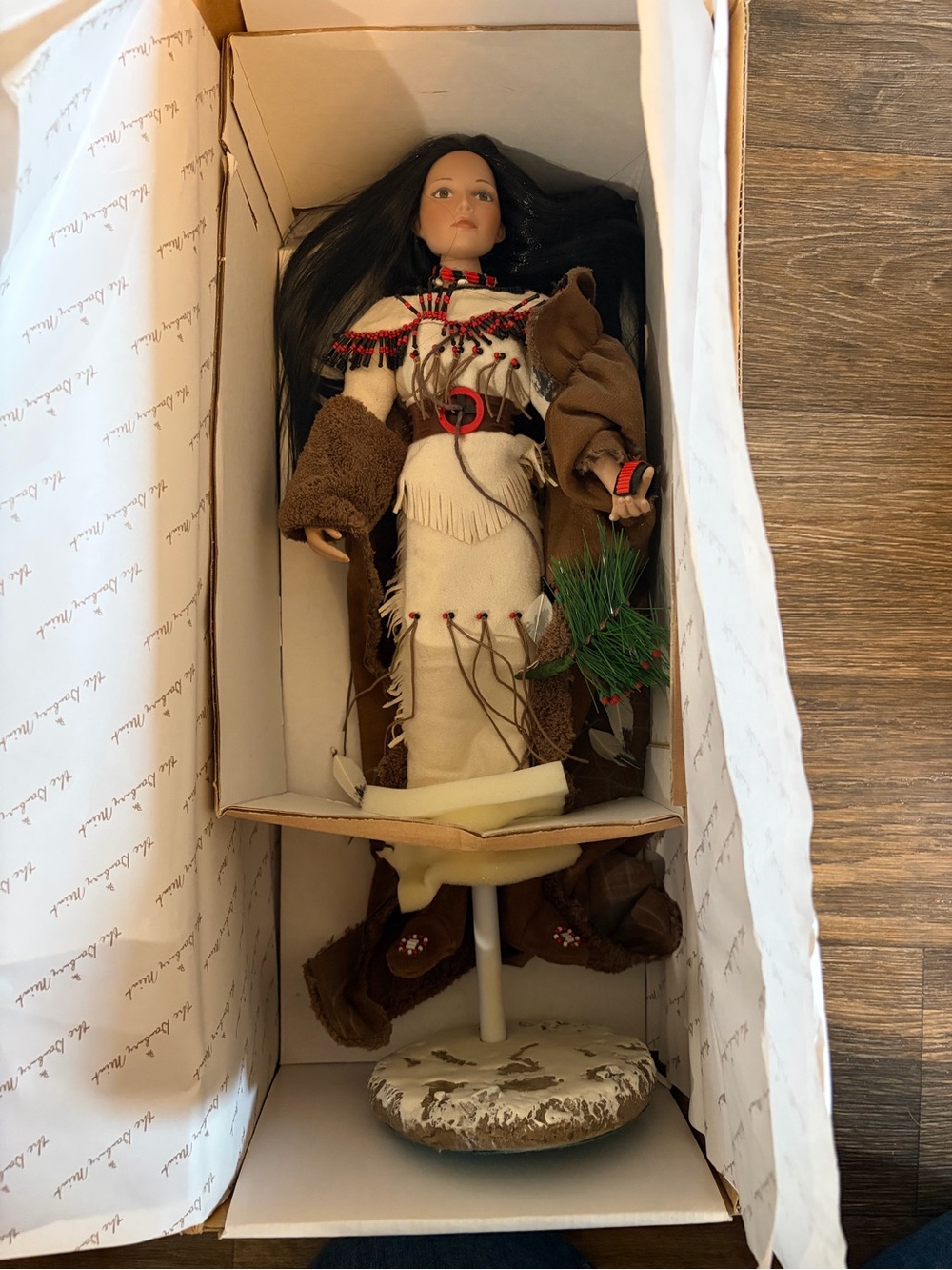 NIB Danbury Mint Winter Moon Vintage Native American Collector Doll w/ Stand